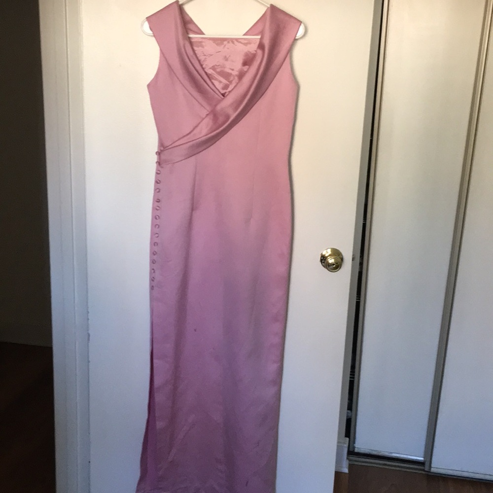 Elegant Pink Sleeveless Dress